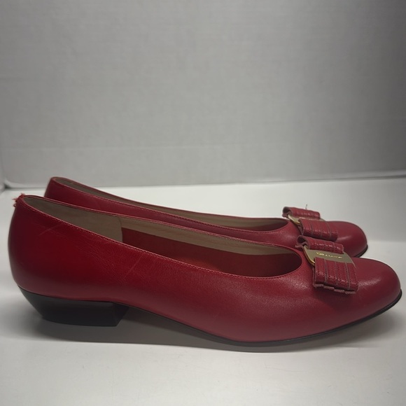 Salvatore Ferragamo Vara Heels Ballet Bow Kitten Low Heeled Shoes Leather Red 6 - Picture 5 of 11